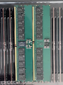 Fornecimento de DRAM e NAND Flash aumenta: aumento no estoque de comerciantes em massa, preço de memória DDR entra em ciclo ascendente